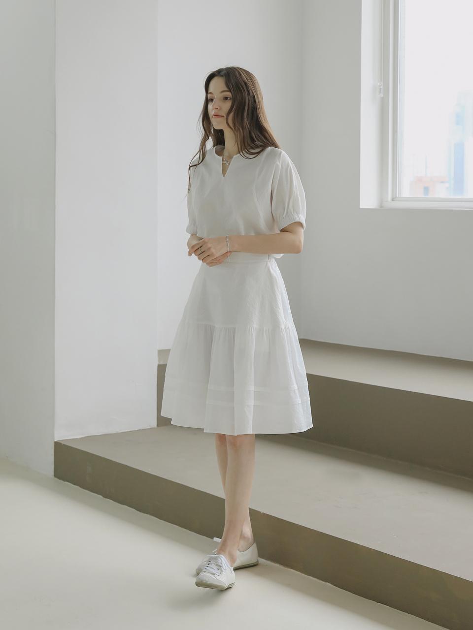 KELLY DONAHUE wrinkle Round Blouse & wrinkle Tiered Skirt