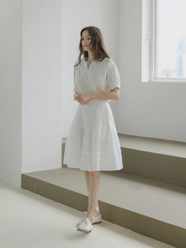 KELLY DONAHUE wrinkle Round Blouse & wrinkle Tiered Skirt