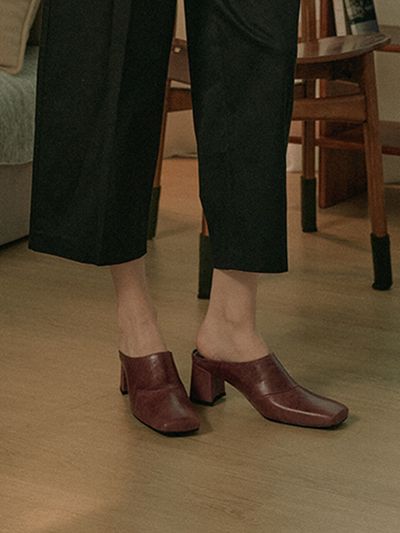 KERRIJADE Tapering Backless Loafers _ Wine