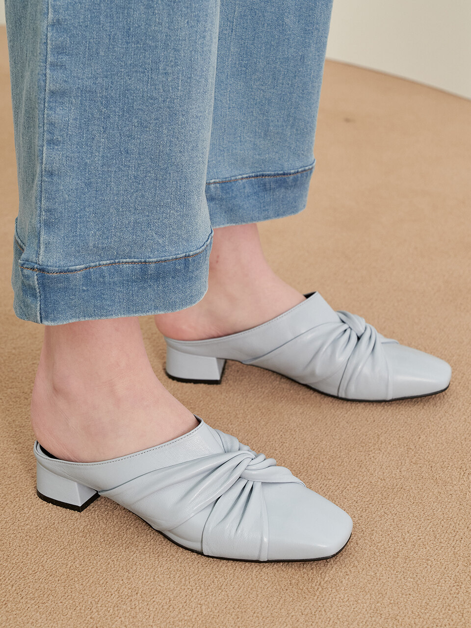 KERRIJADE T.Twist Mules - Sky Blue