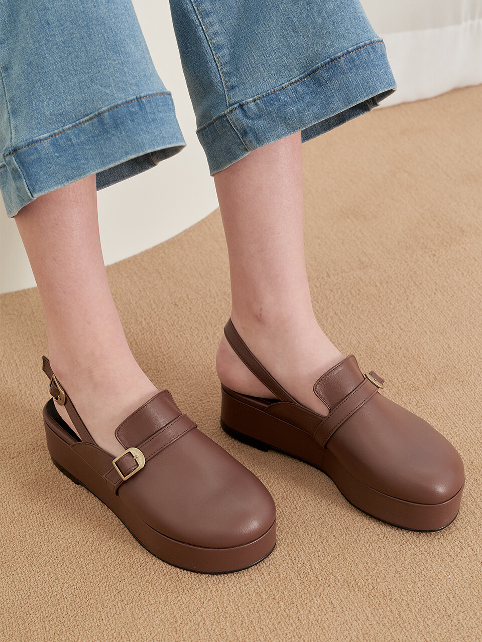 KERRIJADE Turtle Slingback B_Brown
