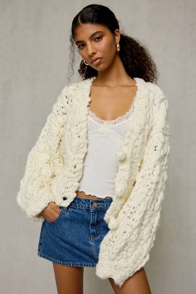 Kimchi Blue Kimchi Blue Misty Chunky Hand Knit Cardigan in Ivory, Women's at Urban Outfitters