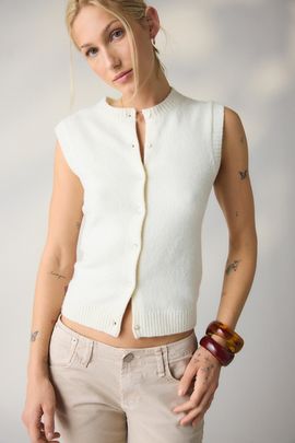 Kimchi Blue Kimchi Blue Rachel Vest Sleeveless Cardigan Jacket in Ivory, Women's at Urban Outfitters