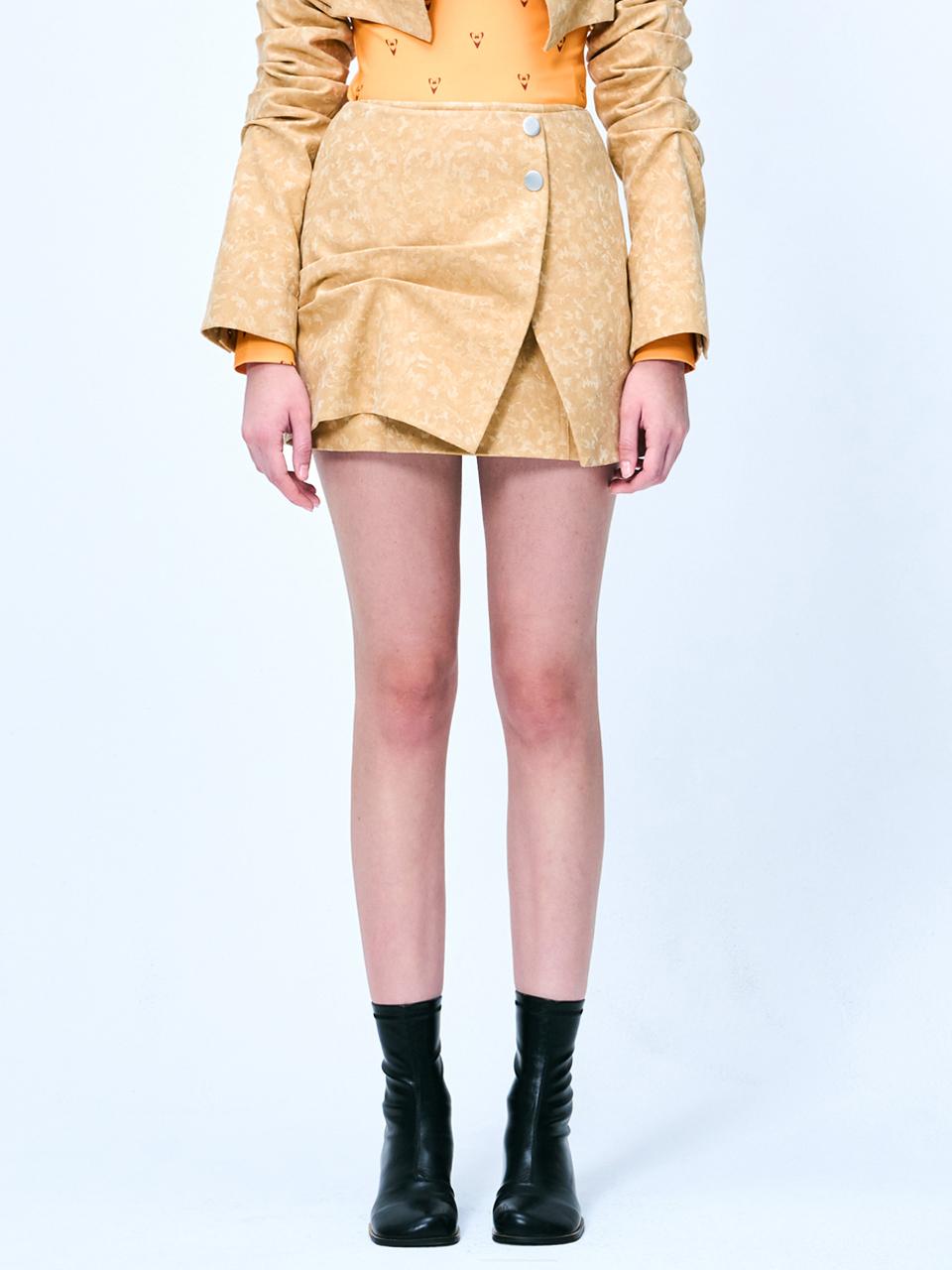KIMZISU DOZI - Suede Mini Wrap Skirt _ Camel