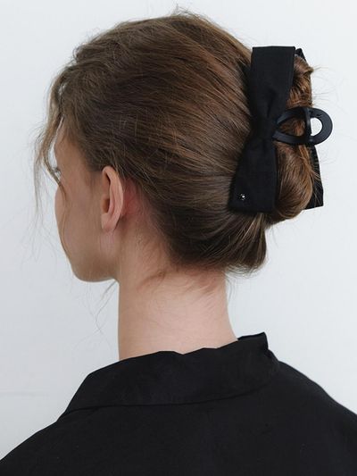 KINDABABY black twill cubic point ribbon claw