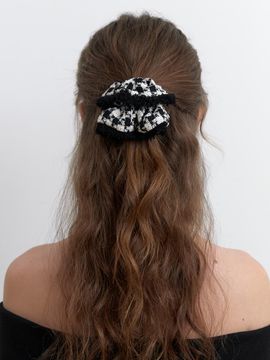 KINDABABY check tweed scrunchie