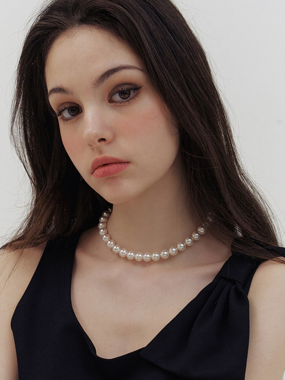 KINDABABY Classic Swarovski Pearl Necklace (10MM) - 2 Colors