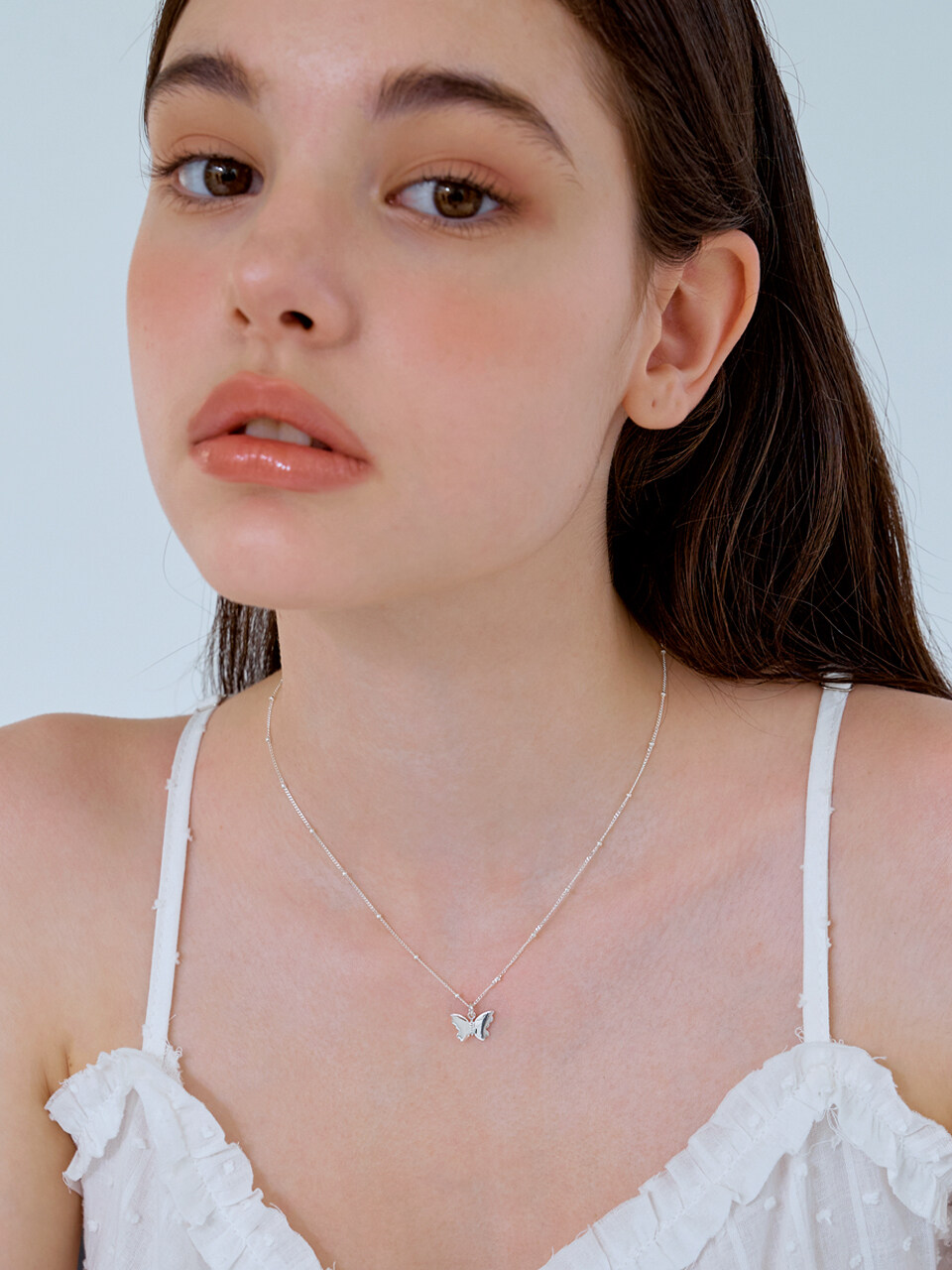 KINDABABY Dot butterfly necklace
