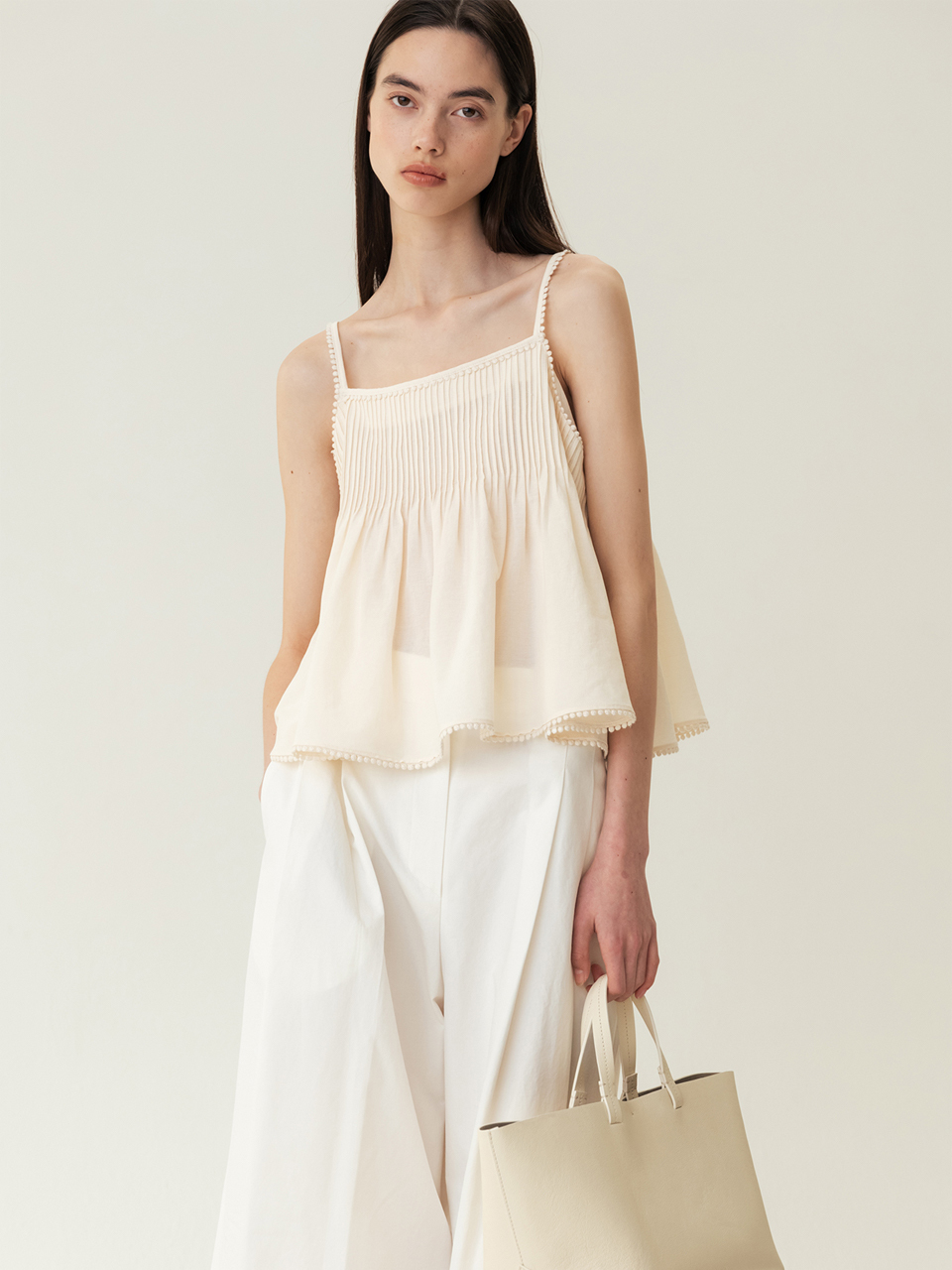 KINDERSALMON Pintuck Lace Sleeveless Top