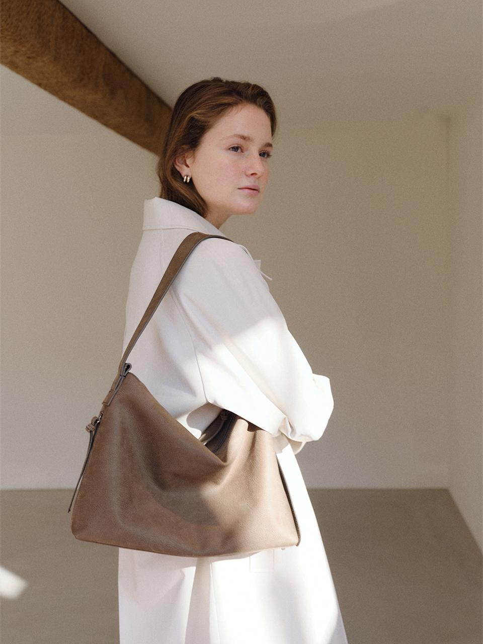 KINDERSALMON Portia Leather Bag