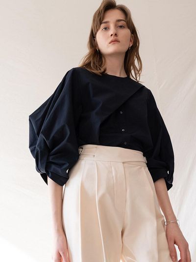 KINDERSALMON Twist Volume Sleeve Blouse Darknavy