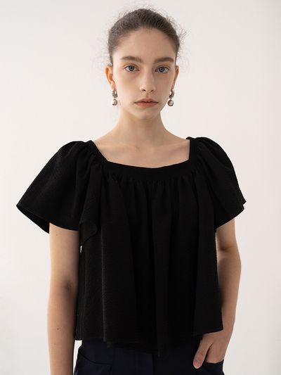 KINDERSALMON Wavy Smocked Blouse Black