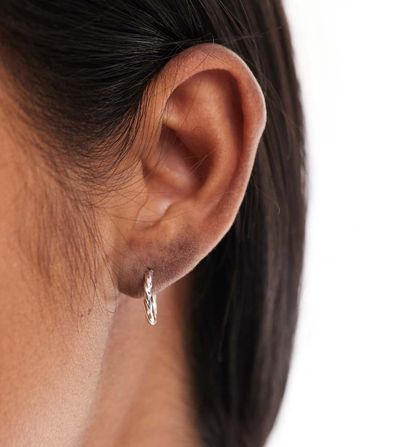 Kingsley Ryan Kingsley Ryan 10mm twisted hoop earrings in sterling silver
