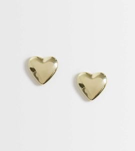 Kingsley Ryan Kingsley Ryan large flat heart stud earrings in 14kt gold plated brass