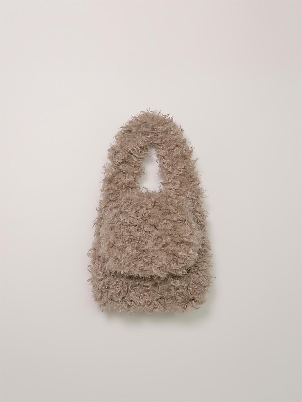 kiok Faux Shearling Hobo Style Bag [Desert Sand]