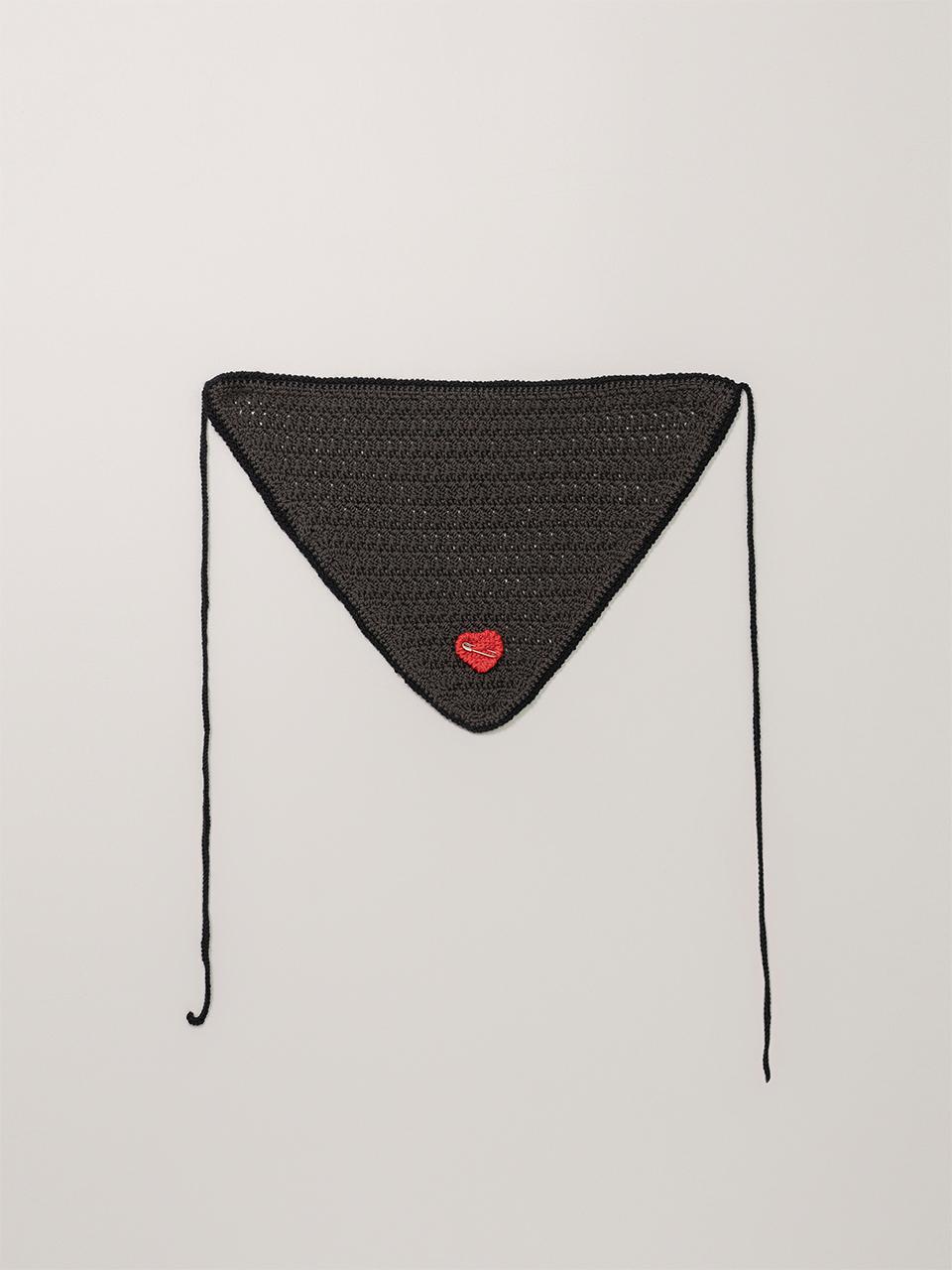 kiok Handmade Wool Crochet Heart Bandana [Bark]