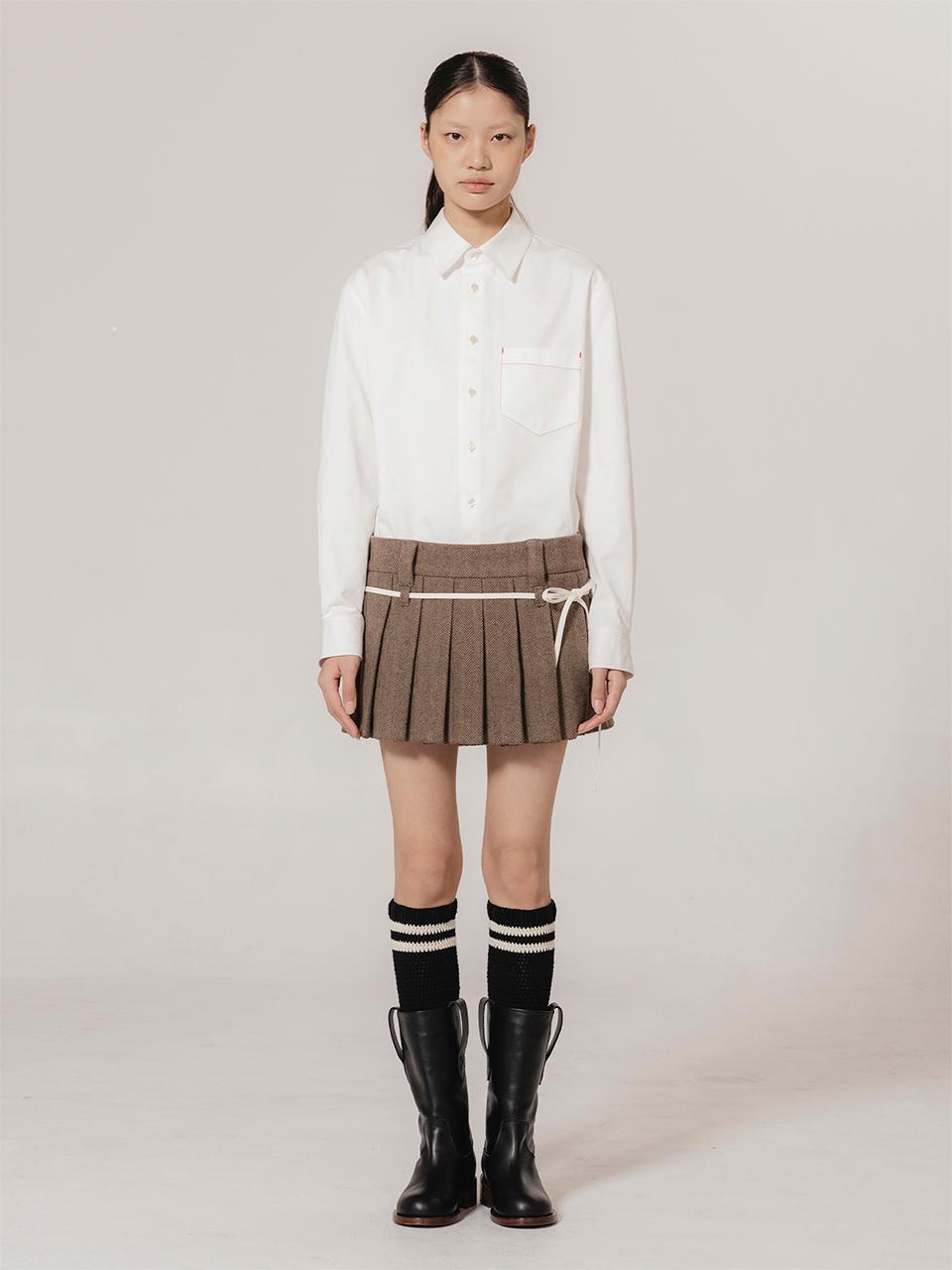 kiok Laced-up Pleated Herringbone Mini Skirt [Sand]