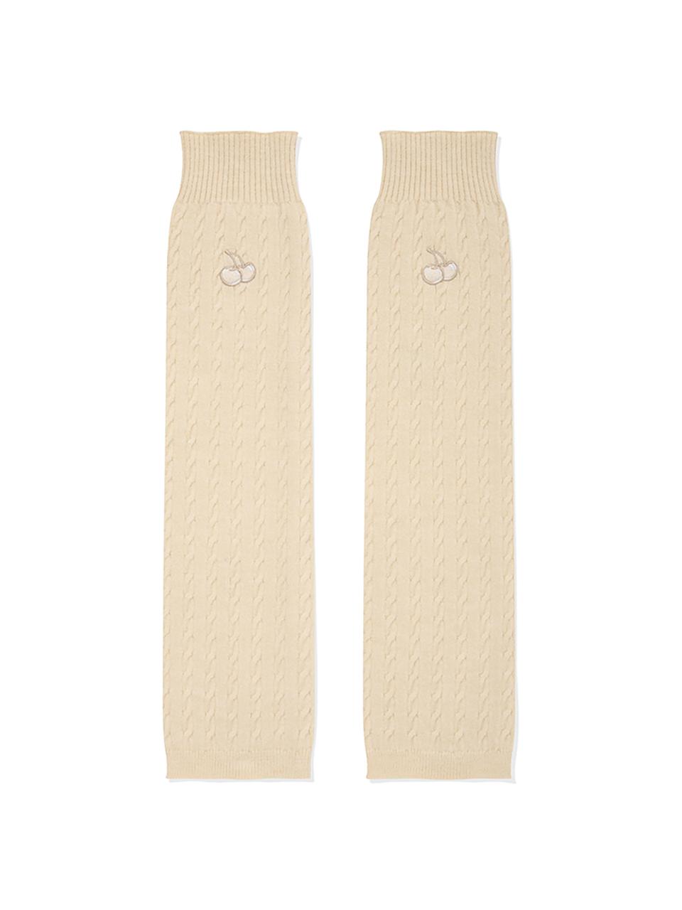KIRSH RED Cable Knit Leg Warmer [white]