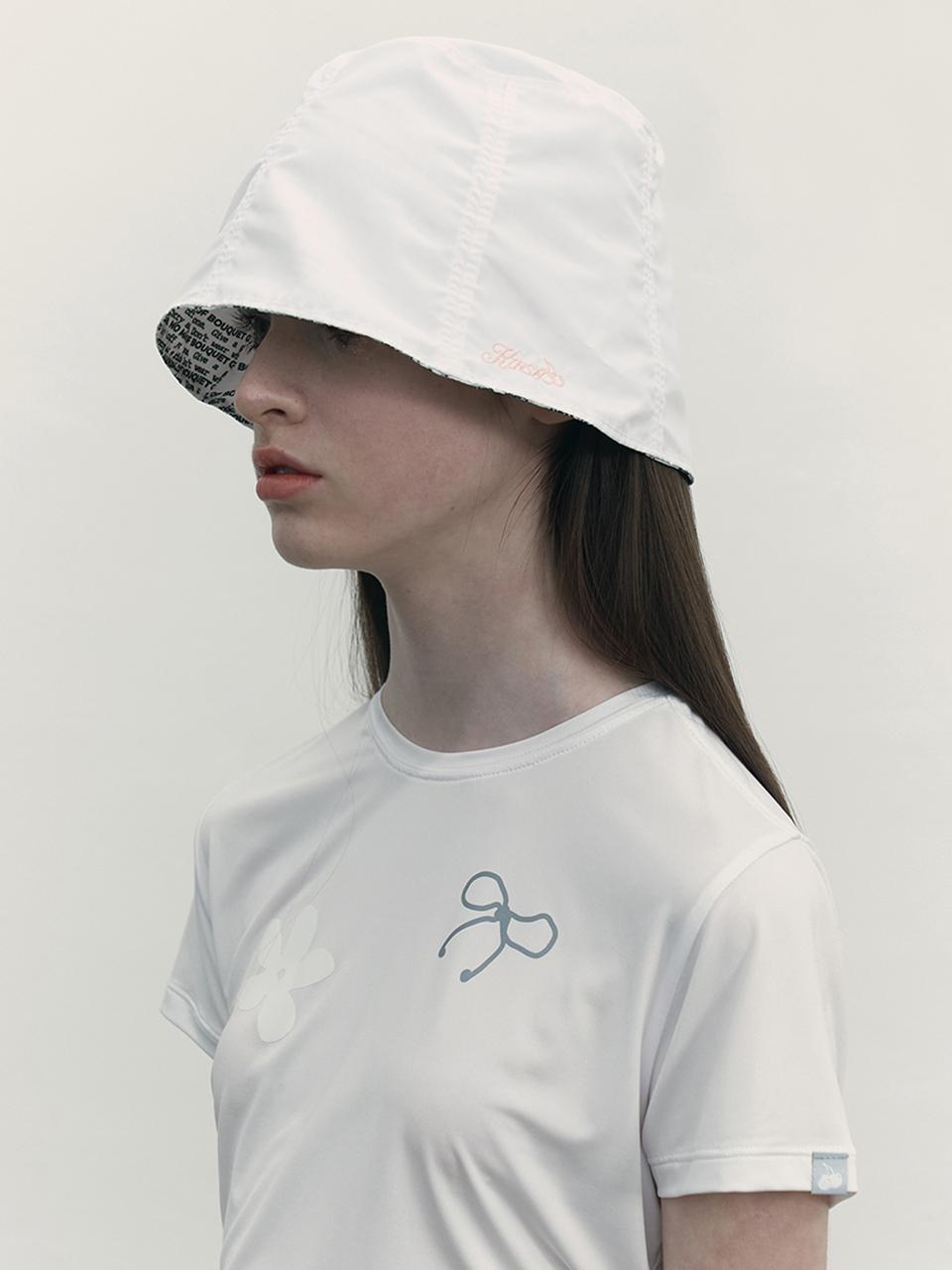 KIRSH Reversible Graphic Bucket Hat_White