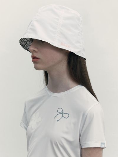 KIRSH Reversible Graphic Bucket Hat_White