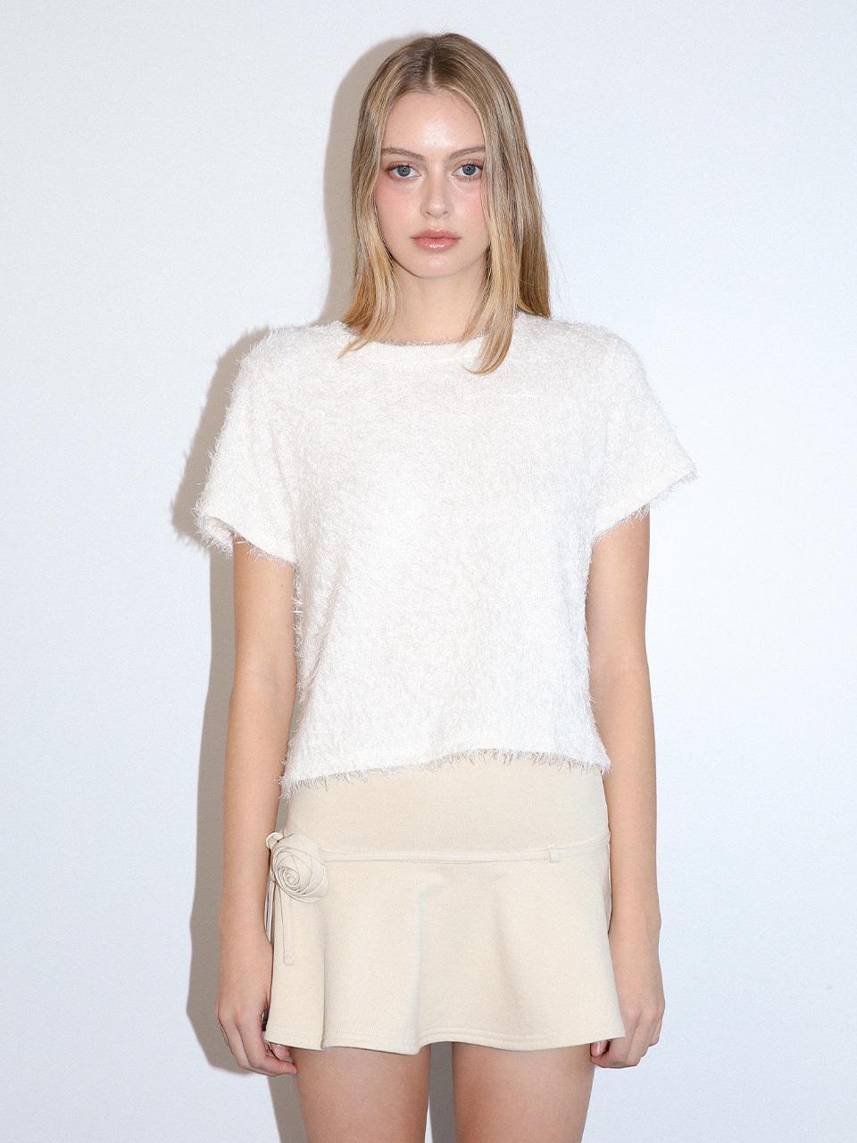 KISYNING Holiday Furry Top (White)