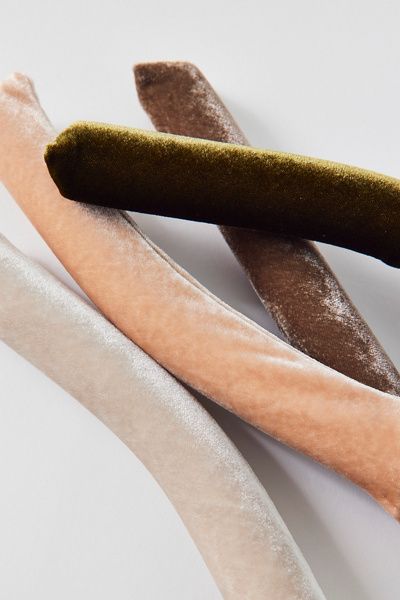 KITSCH KITSCH Heatless Curling Jumbo Satin Flexi Rod Set in Rosewood at Urban Outfitters