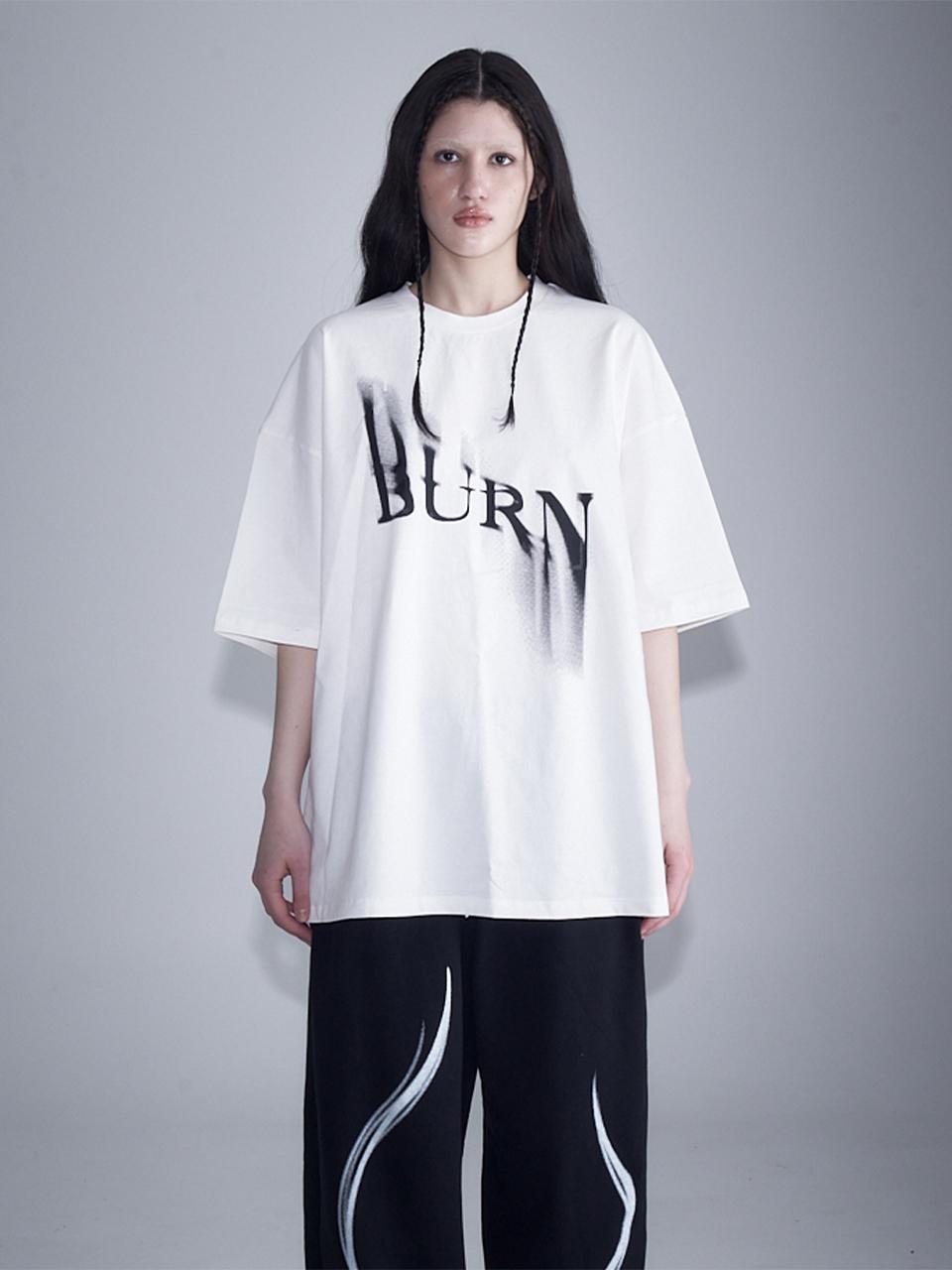 KITTY POTTERY Burning Short Sleeve T-shirt