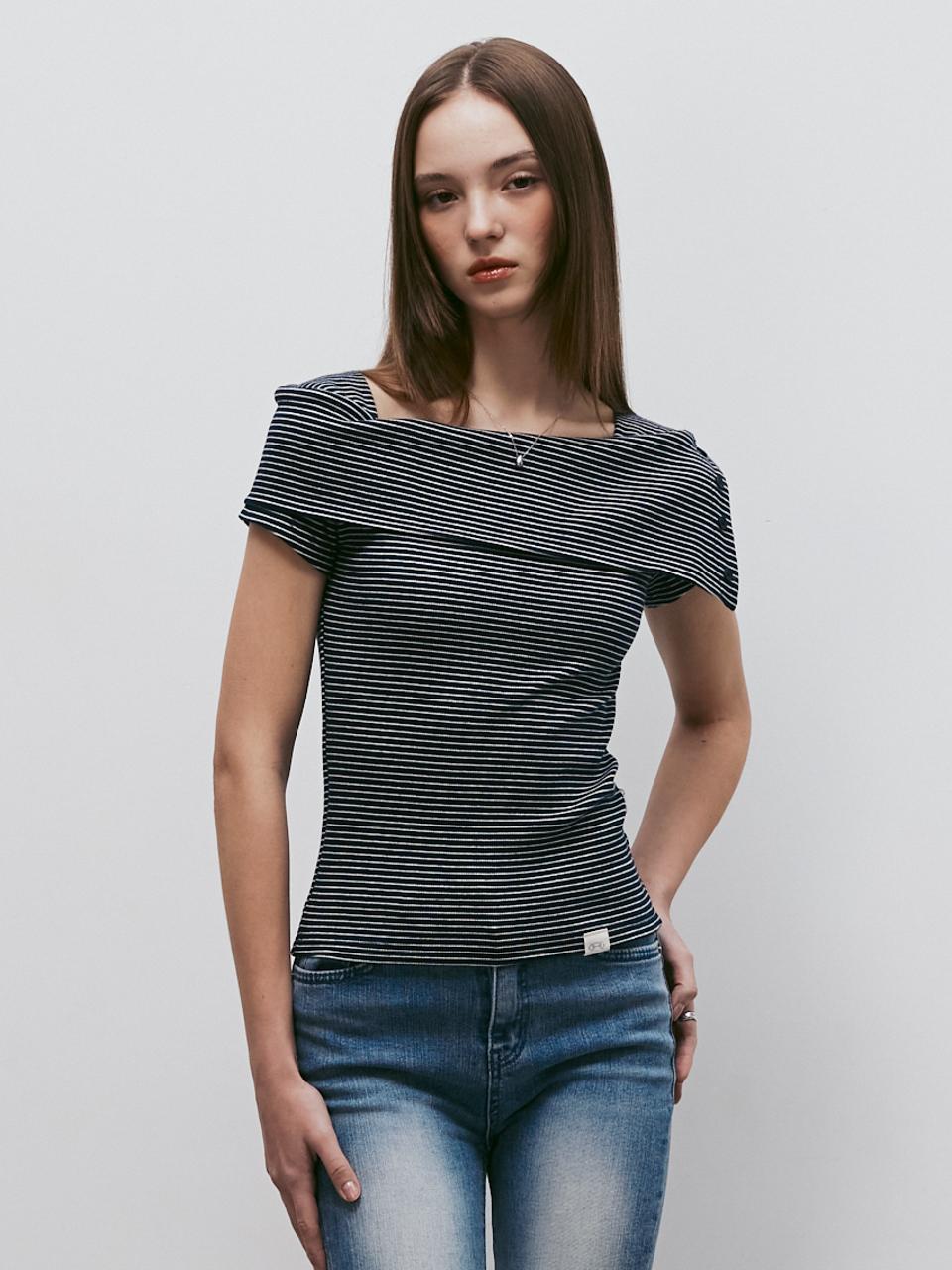 KITTY POTTERY Stripe Off-Shoulder Short Sleeve T-Shirt [NAVY]