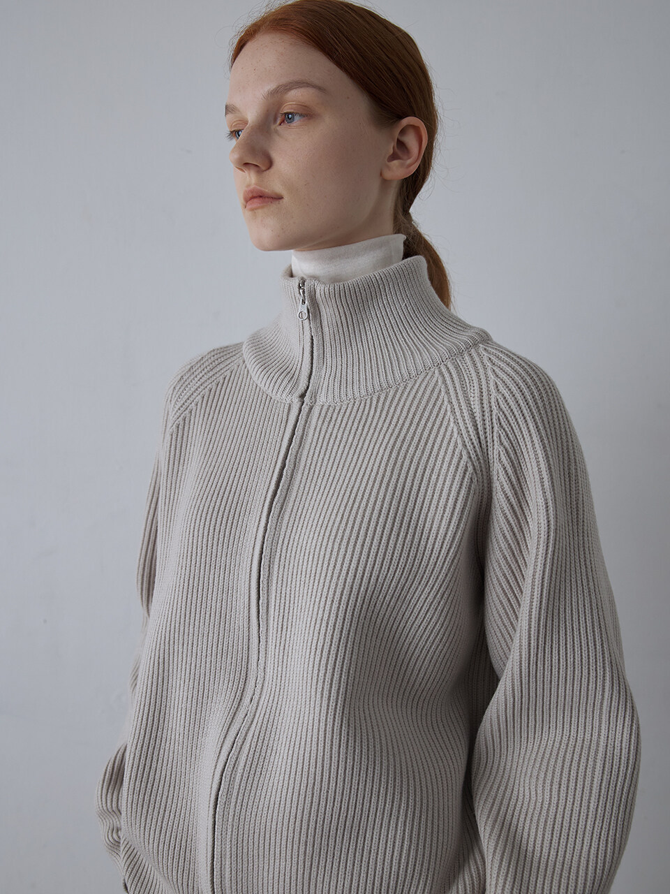 KNITLY Ribbed Zip-up Cardigan _ Light Grey