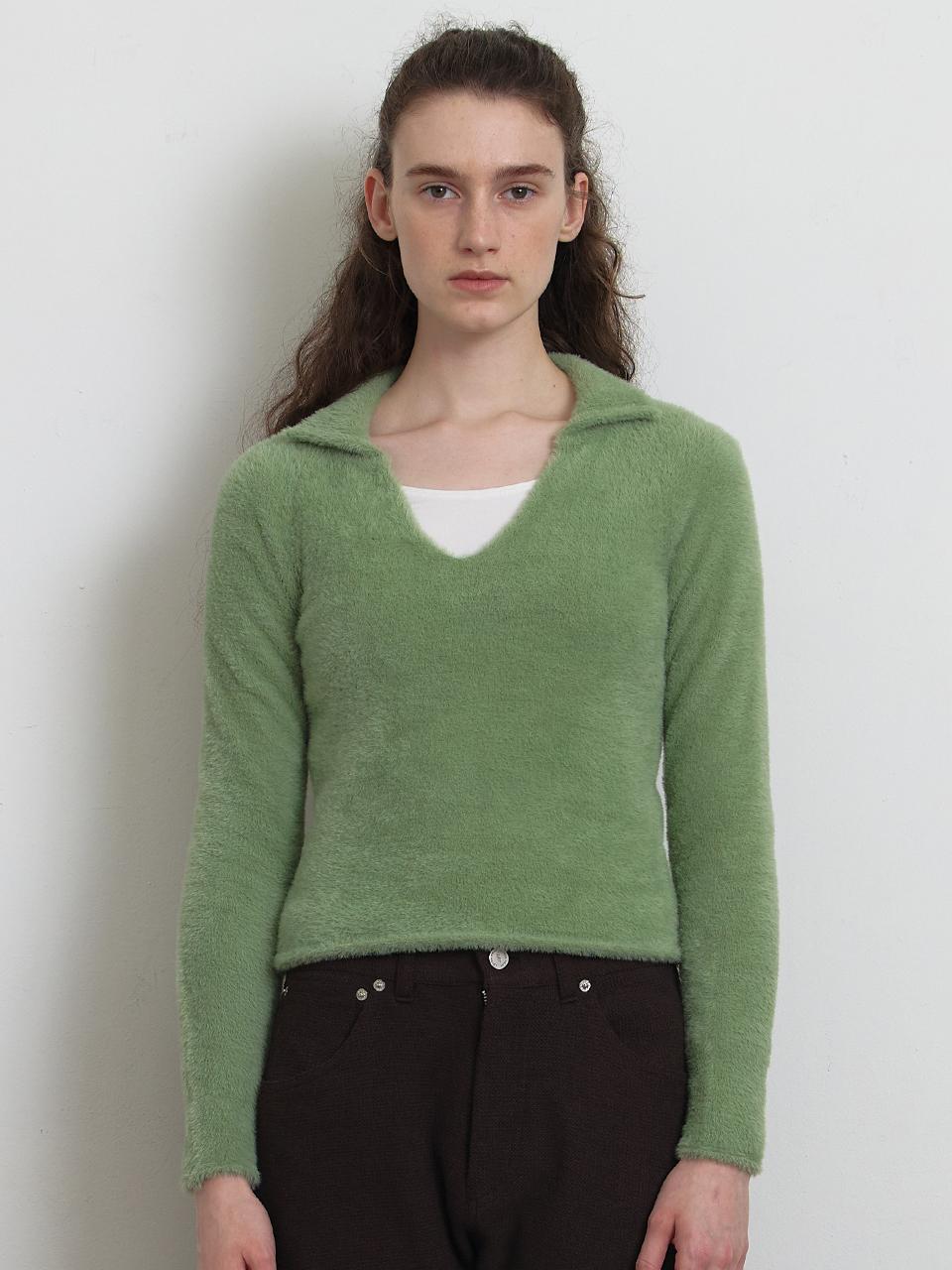 KNITLY [Woman] Hairy V Neck Collar Sweater (Green)