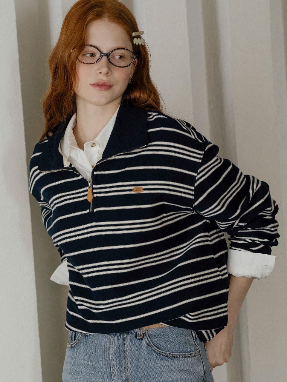 KNOWN BETTER High-neck Zip-up Stripe Cotton T-shirt [Navy]
