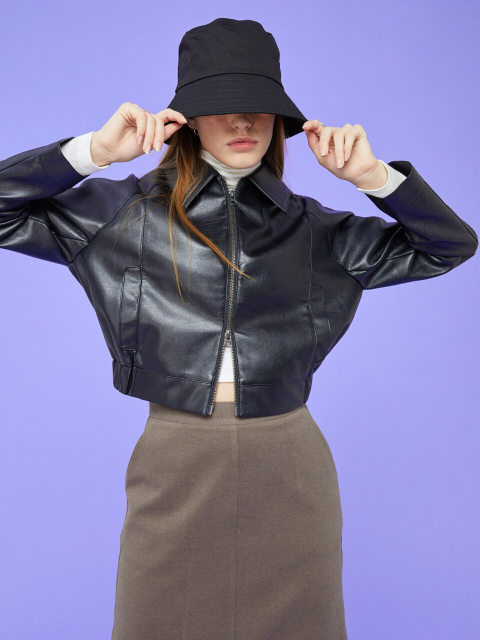 KOLEAT Cropped Two-Way Zip-Up Leather Jacket_Black