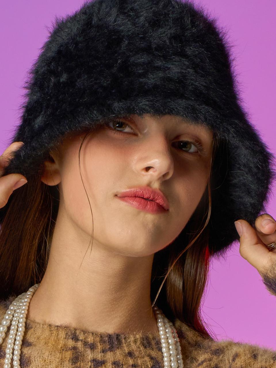KOLEAT Fogny Winter soft wool Muji Bucket Hat [Black]