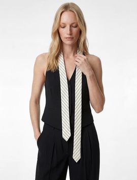 Koton Koton Slim Fit Sleeveless Structured Vest