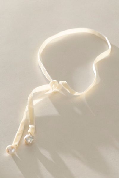 Kozakh Kozakh Bolo Bow Pearl Necklace