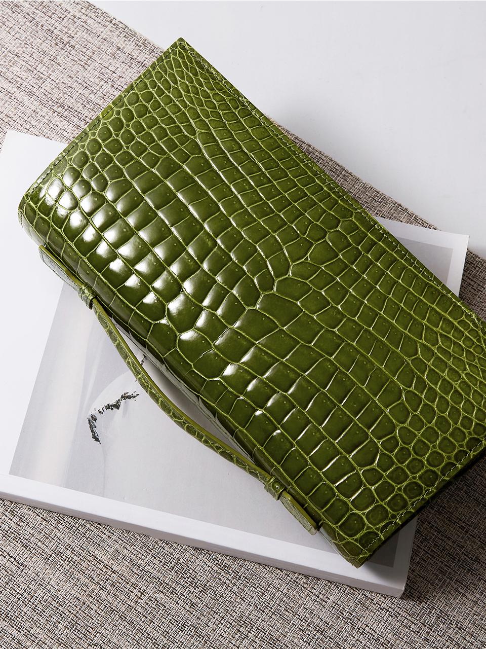 KRIS TALLEN Roha Clutch Bag
