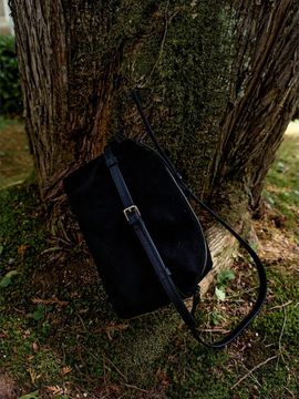 kuho plus Belted Shoulder Bag Black (KE48D3M025)