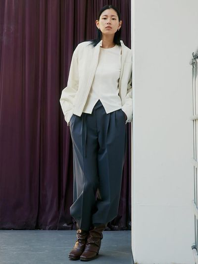 kuho plus Belted TwoTuck Semi-Wide Poly-Blend Pants [Grey] (KE5121M023)