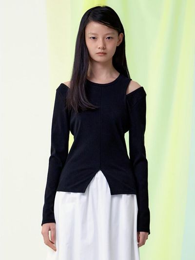 kuho plus CutOut Ribbed Slim Top [Black] (KE5140M025)