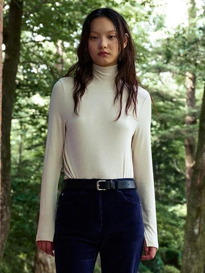 kuho plus Essential Color Turtleneck T-shirt