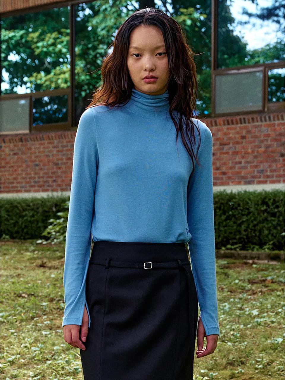 kuho plus Essential Color Turtleneck T-shirt - Blue
