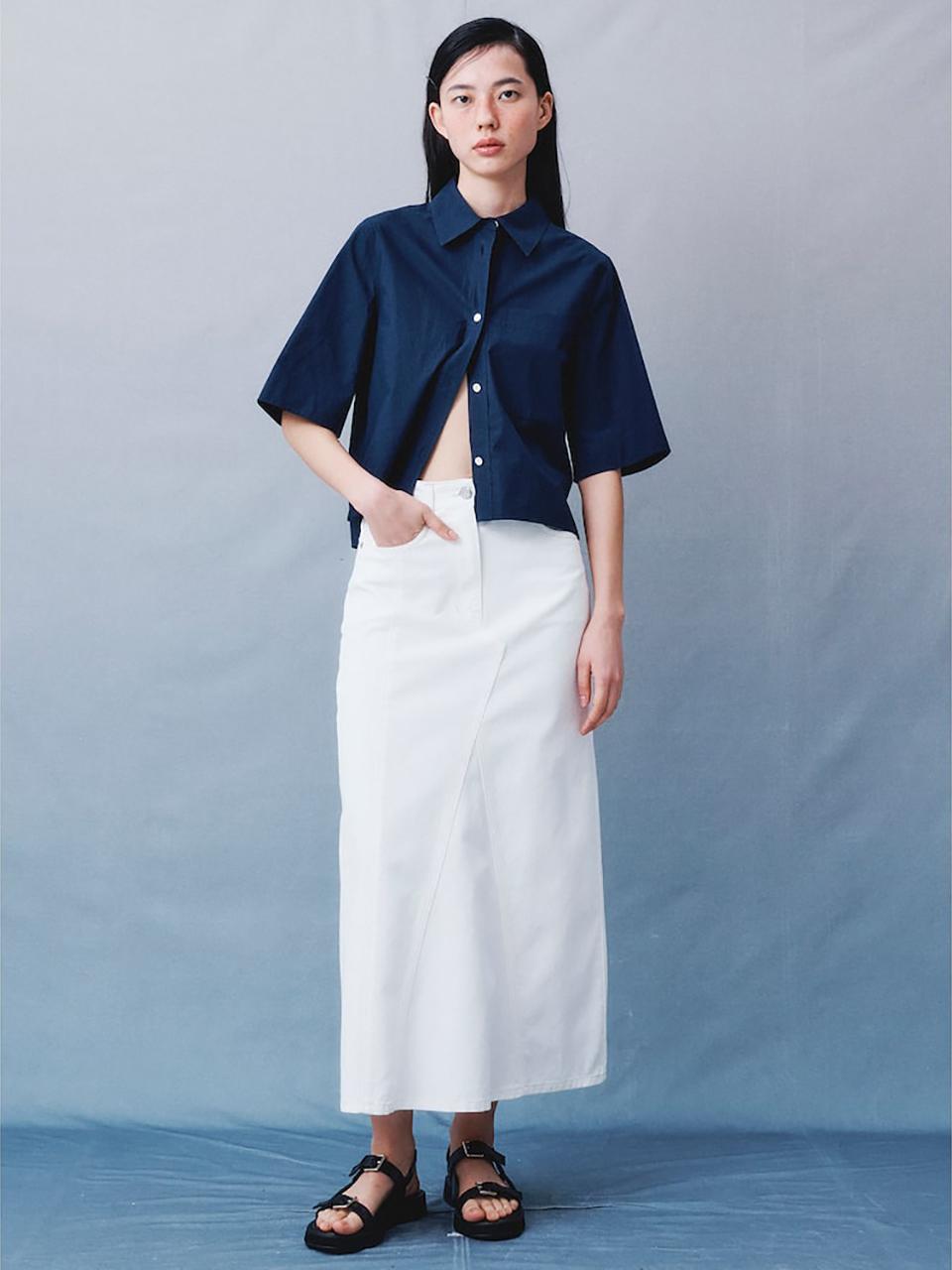 kuho plus Flared Denim Long Skirt White (KE4327M521)