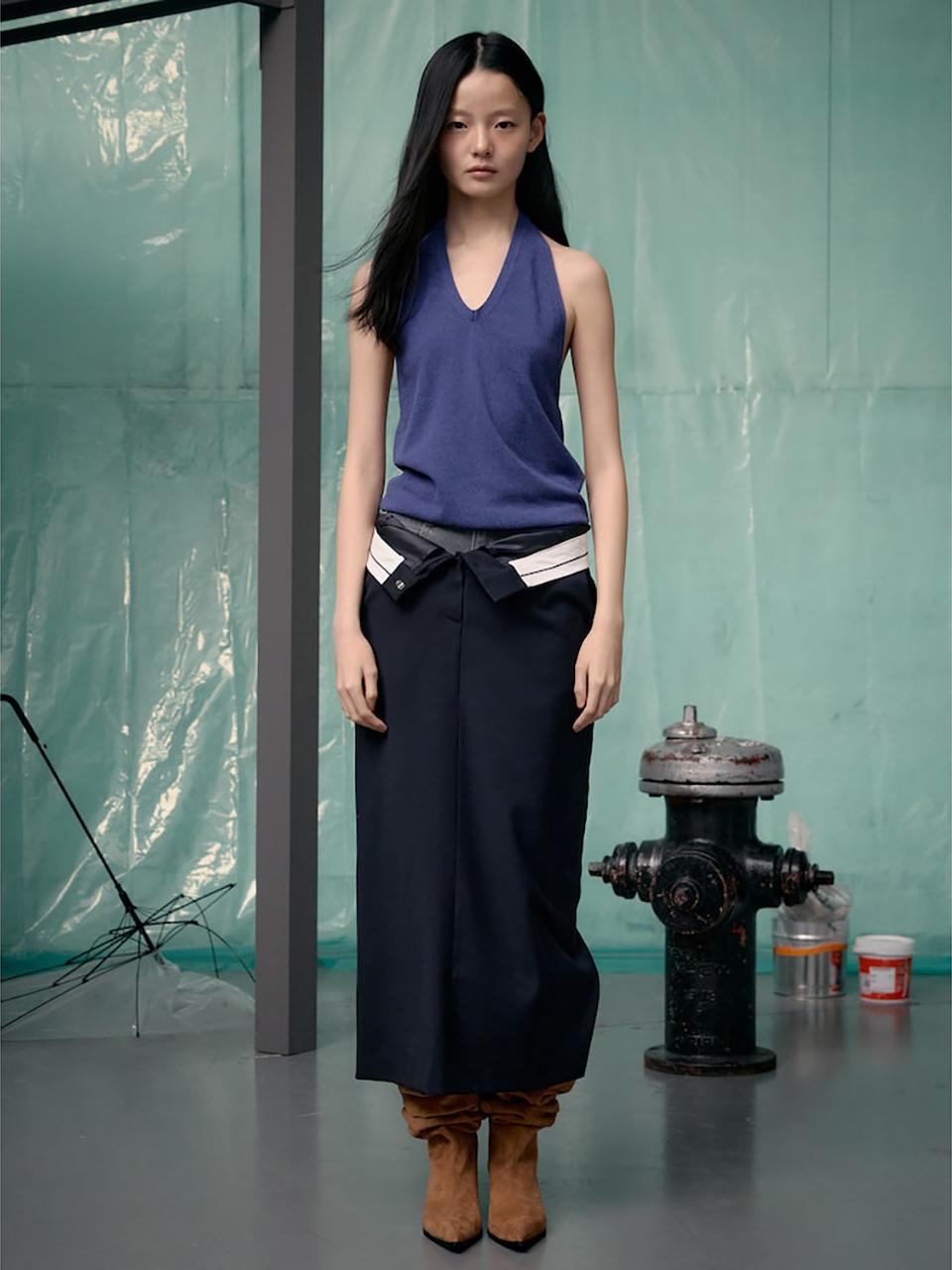kuho plus H-line Wool Blend Maxi Skirt [Navy] (KE5227M06R)
