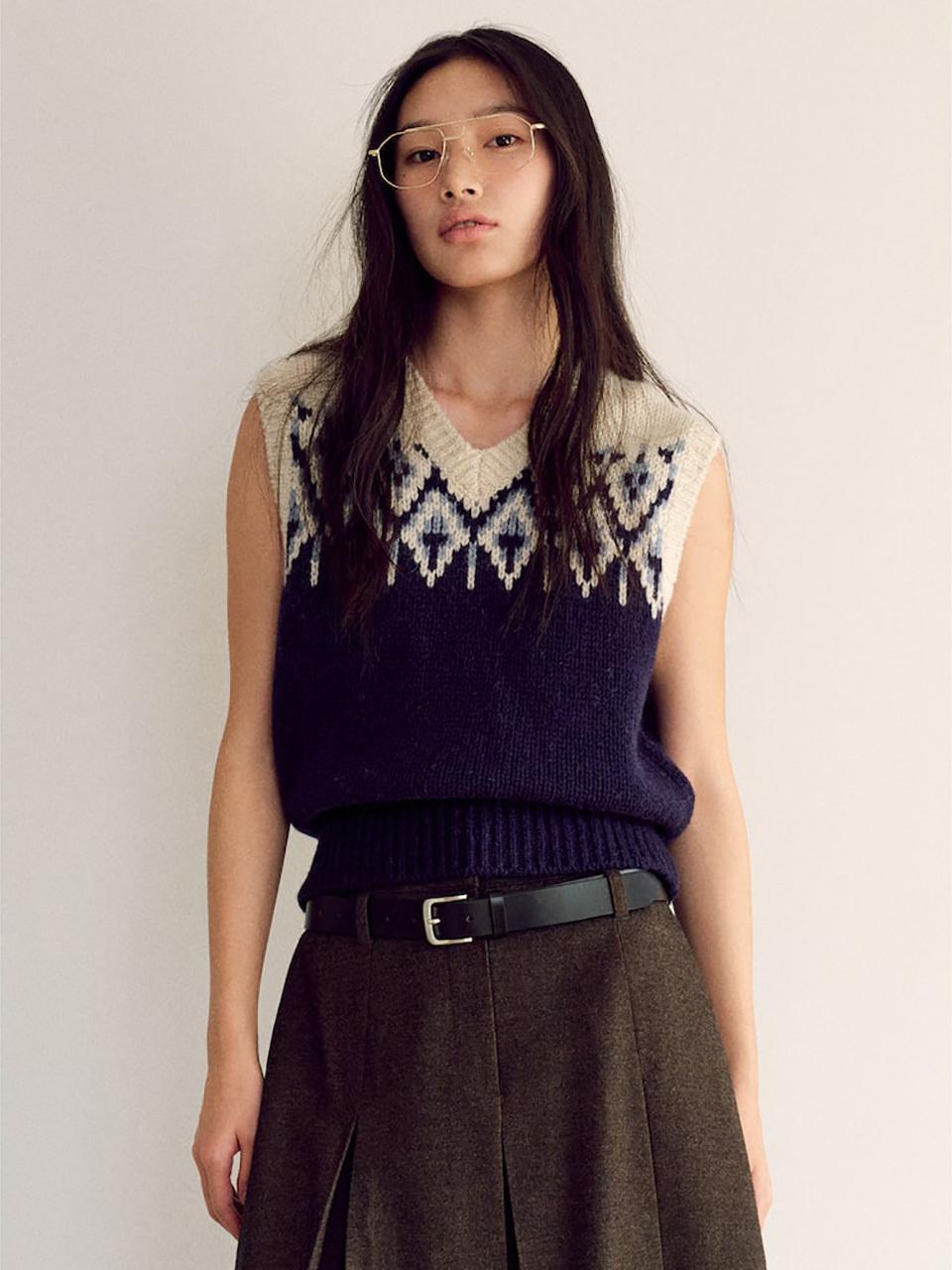 kuho plus Jacquard Knit Vest - Navy
