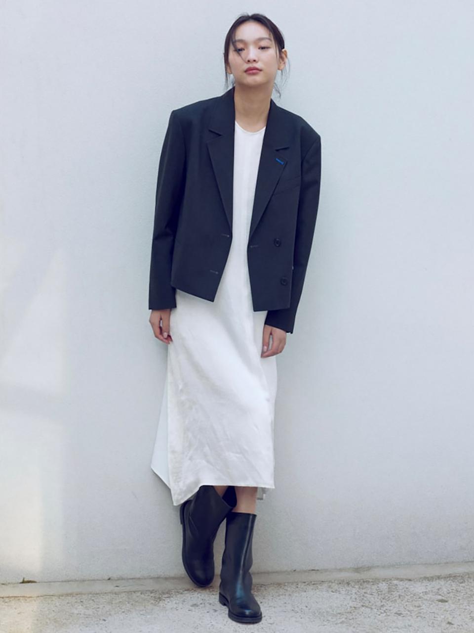kuho plus Loose Fit Tailored Short Jacket_Ash