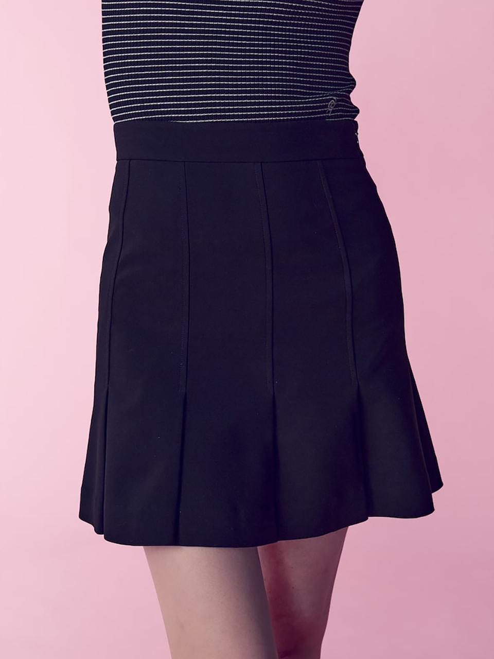 kuho plus Pleated Mini Skirt_Black