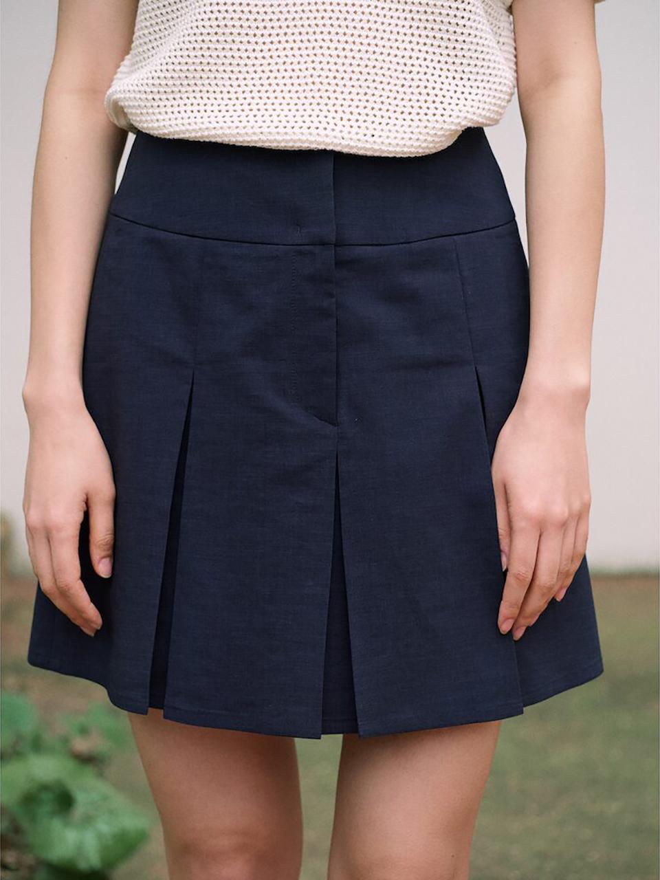 kuho plus Pleats Mini Skirt (Navy )