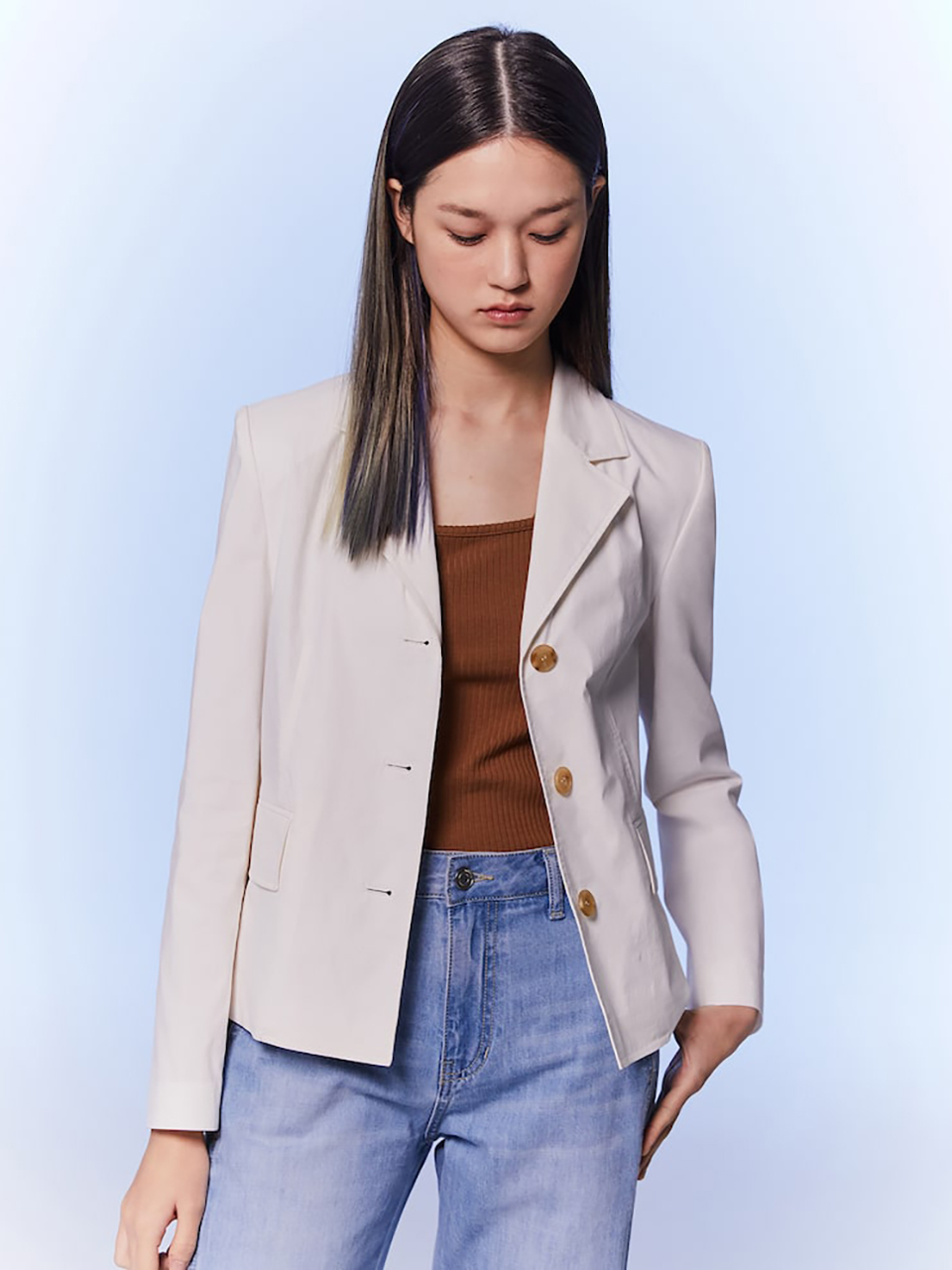 kuho plus Signature Back Button Regular Fit Jacket_White