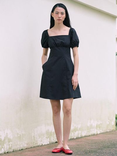 kuho plus Square Neck Shirring Mini Dress_Black