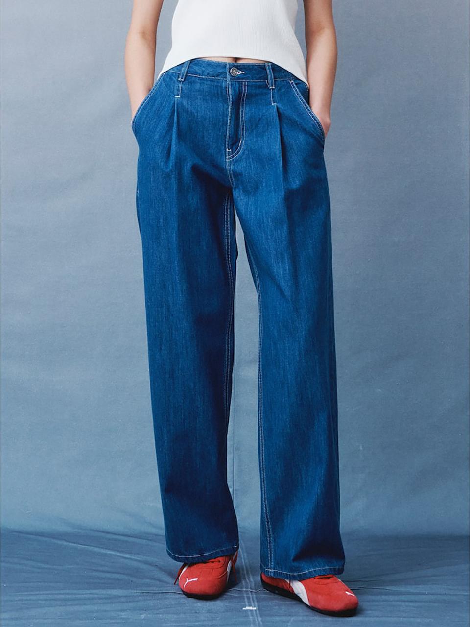 kuho plus Summer Signature Semi Wide Denim Pants